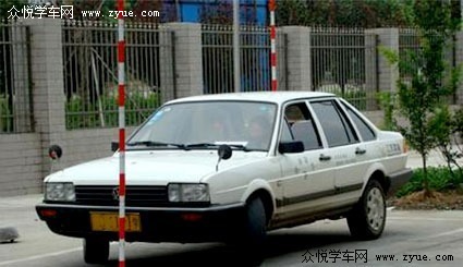 \Է{У