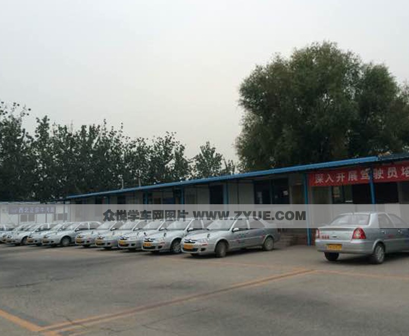 農(nóng)機駕校場地一角風采