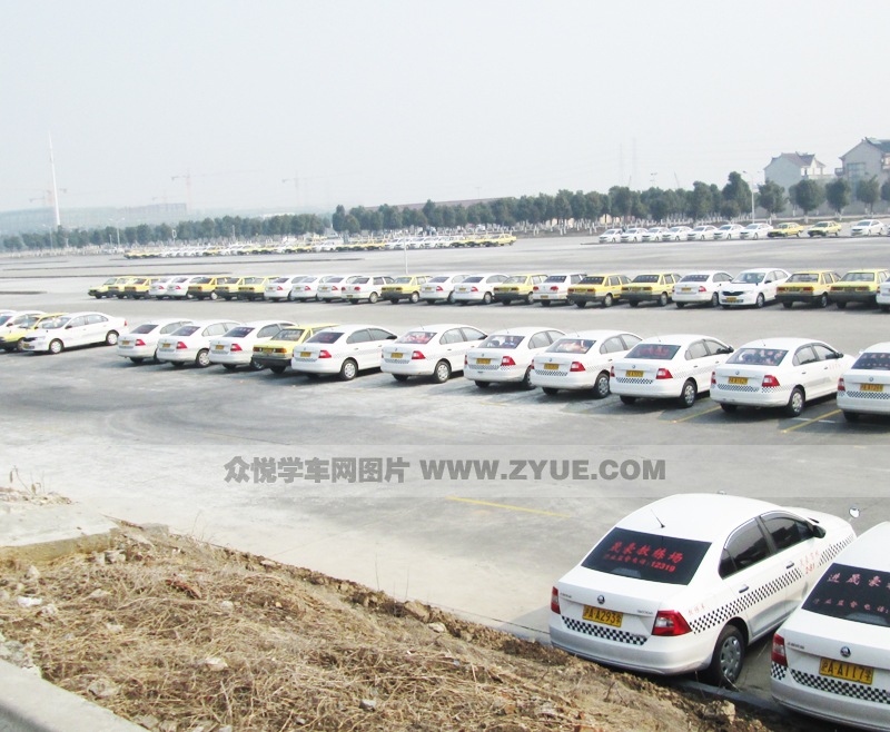 晟豪駕校駕校風采