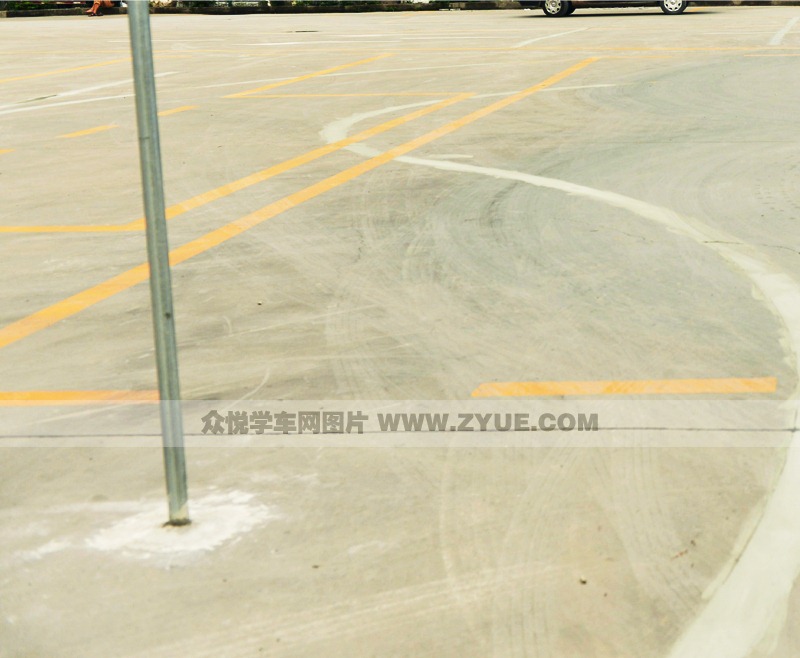 泰安駕校倒車入庫場地2