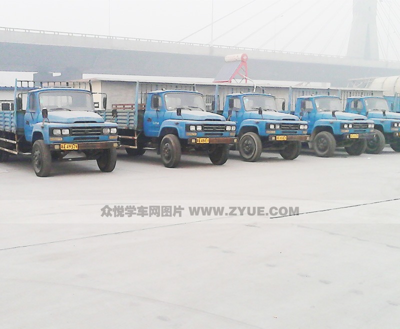 匯通駕校大型教學用車