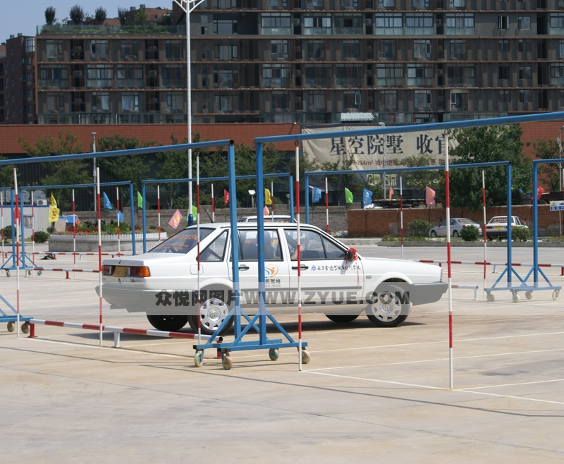 金鵬駕校C1訓練車3