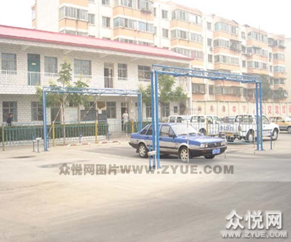 公交駕校教練場(chǎng)3