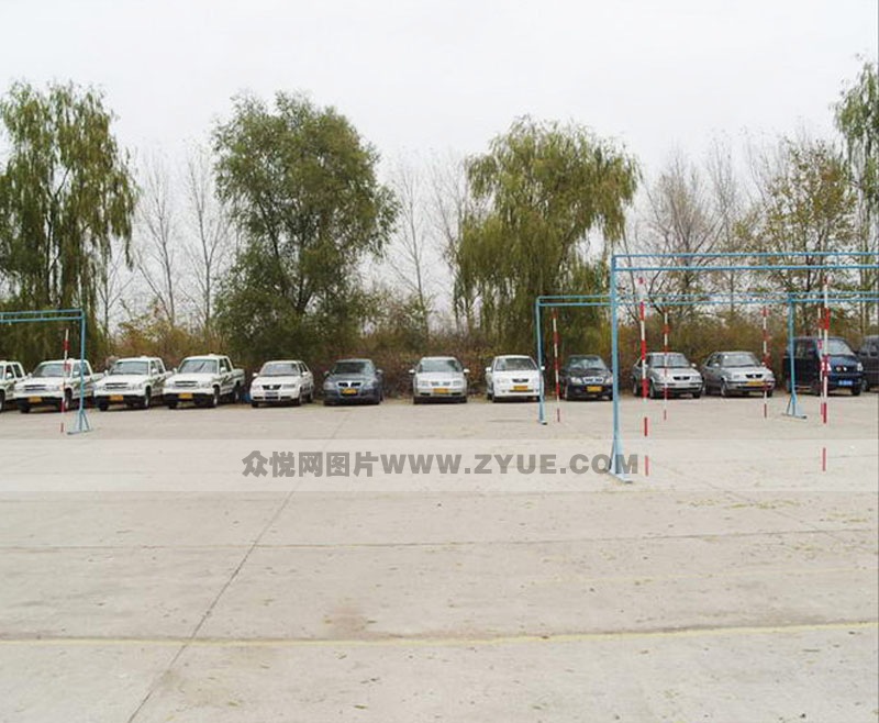 名島駕駛?cè)瞬排囵B(yǎng)基地訓(xùn)練車(chē)型