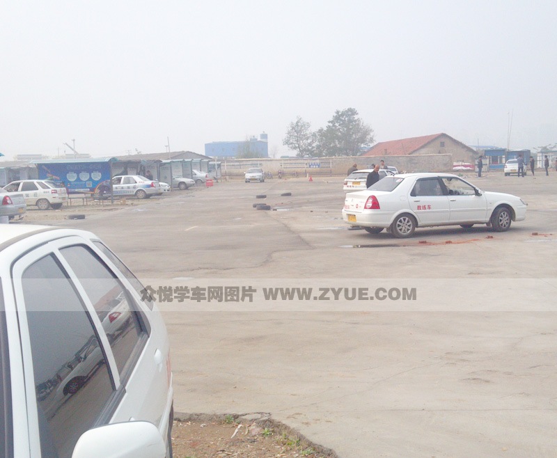 江城明珠駕校倒樁場地