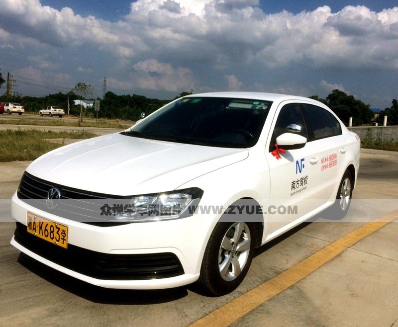 長(zhǎng)沙南方駕校教練車(chē)風(fēng)采
