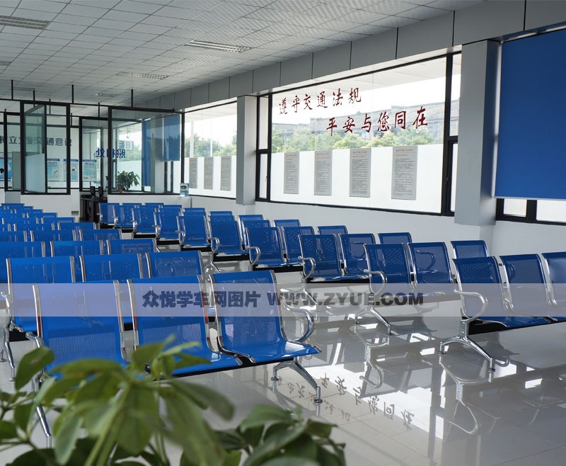 市振中駕校科目二B區(qū)侯考室
