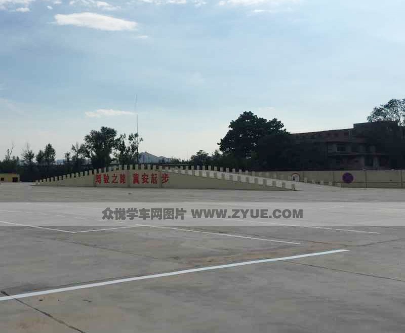 駕校風(fēng)采