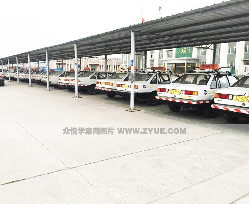 唐山棟翼駕校教練車展示