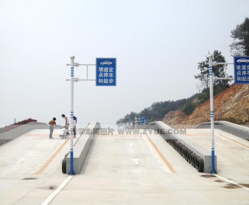 鑫謹(jǐn)訓(xùn)駕校場地介紹