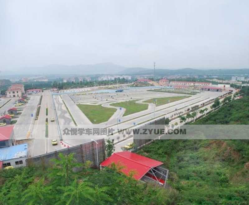 重長司駕校學車場地